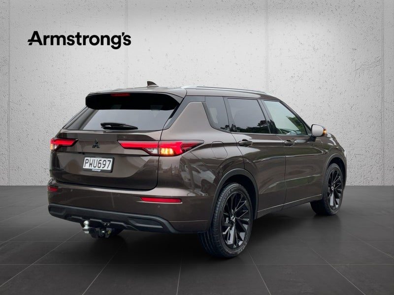 2022 Mitsubishi Outlander VRX 2.5P/4WD/CVT, photo 2