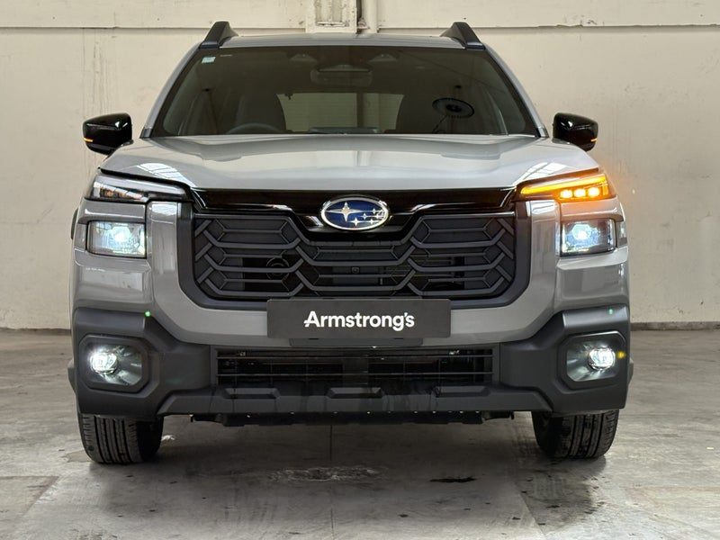 2026 Subaru Outback Touring AWD, photo 3