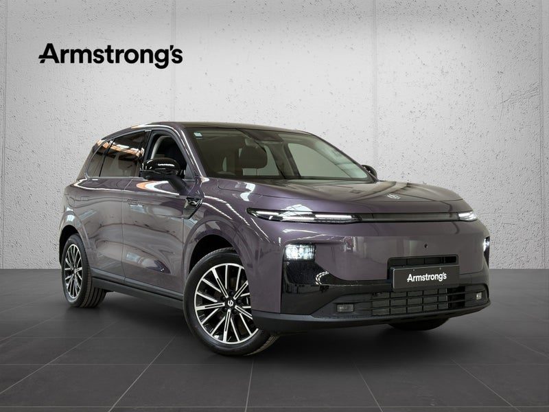 2026 Leapmotor B10 Design REEV