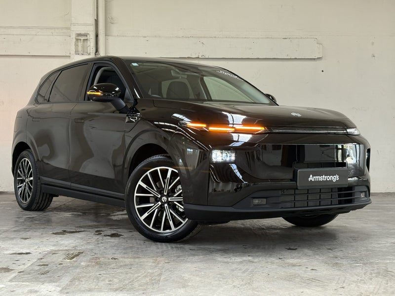 2026 Leapmotor B10 Design 1.5L RWD Plug In Hybrid, main photo