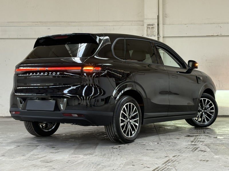 2026 Leapmotor B10 Design 1.5L RWD Plug In Hybrid, photo 2