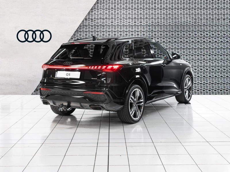 2026 Audi Q5 S Line TFSI quattro, photo 3