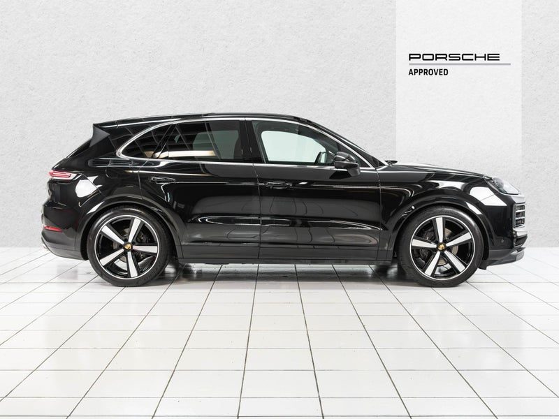 2023 Porsche Cayenne SUV (E3 II), photo 2