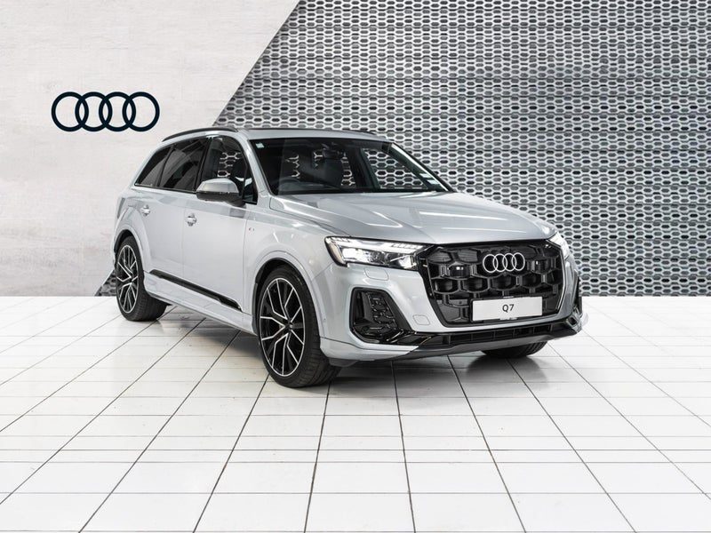 2025 Audi Q7 50 TDI S Line quattro