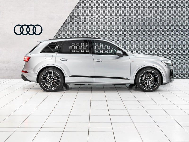 2025 Audi Q7 50 TDI S Line quattro, photo 2