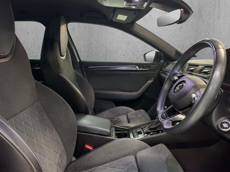 2023 Skoda Superb SUPURB SPORT IV HYBRID, photo 2