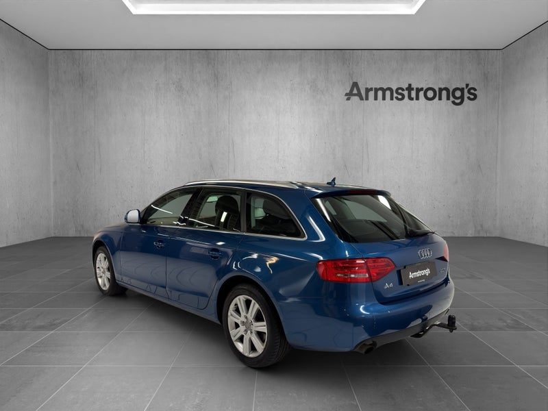 2009 Audi A4 2.0 Manual Wagon, photo 3