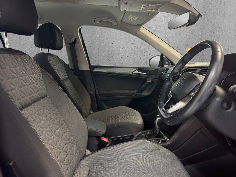 2021 Volkswagen Tiguan TSI LIFE 2WD 1.4PT, photo 2