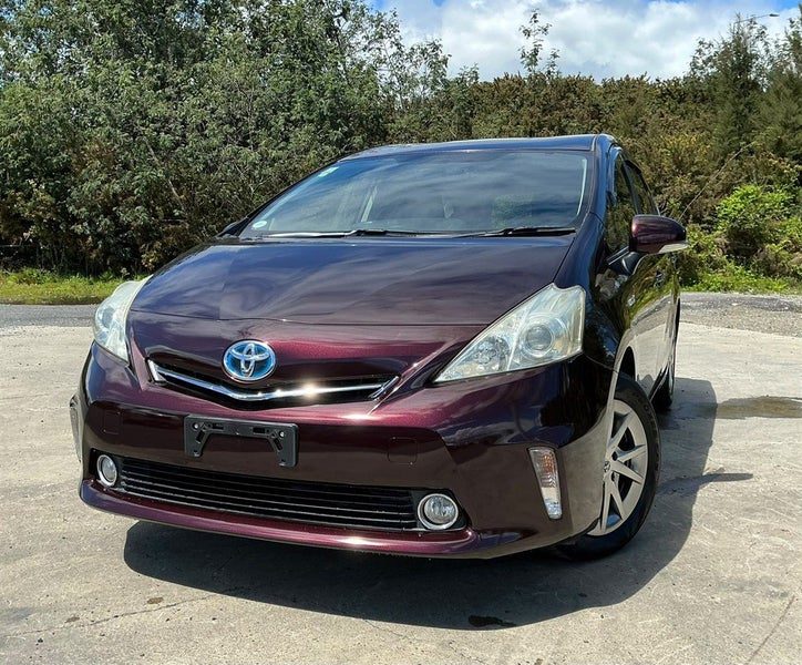 2013 Toyota Prius Alpha