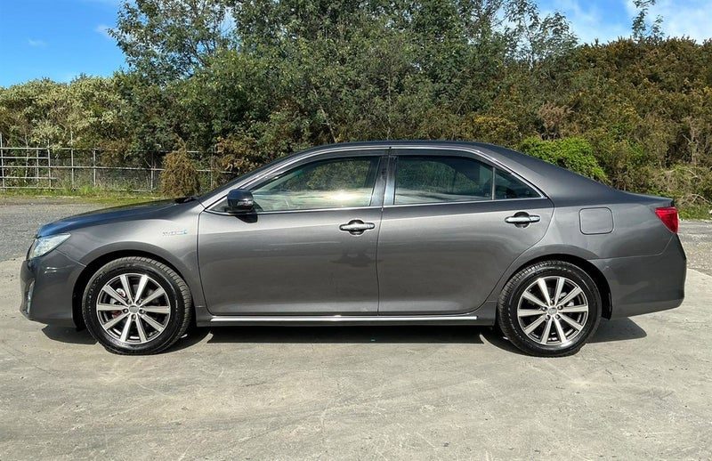 2013 Toyota Camry Hybrid, photo 2