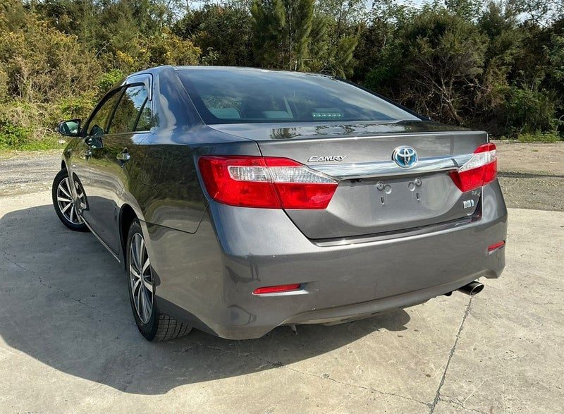 2013 Toyota Camry Hybrid, photo 3