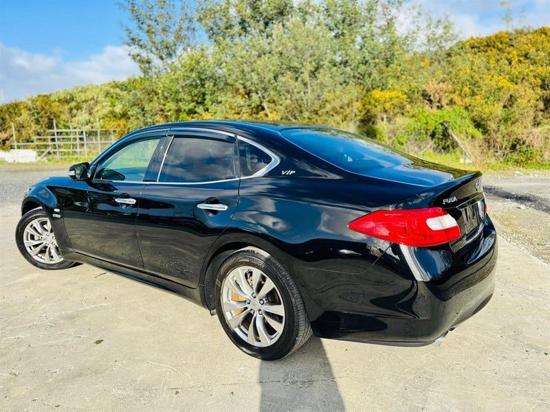 2012 Nissan Fuga Hybrid, photo 3
