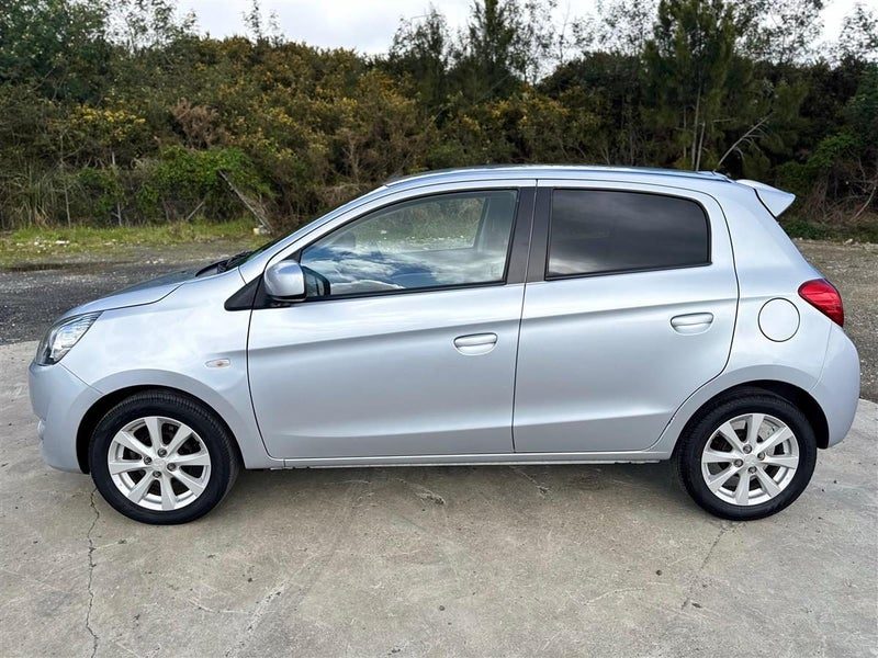2014 Mitsubishi Mirage GLS, photo 2