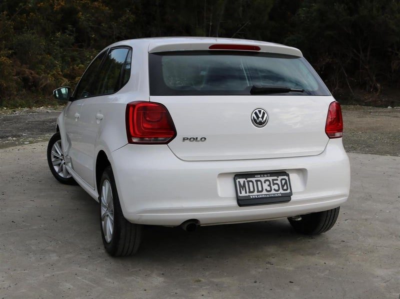 2010 Volkswagen Polo 1.4L Hatchback, photo 3