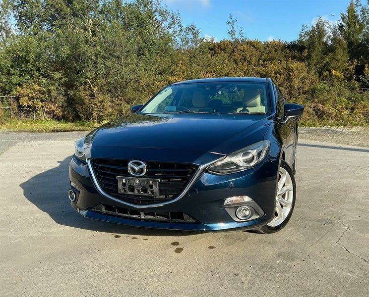 2016 Mazda Axela Hybrid