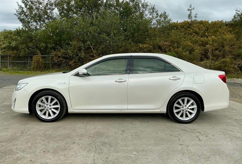 2013 Toyota Camry Hybrid, photo 2