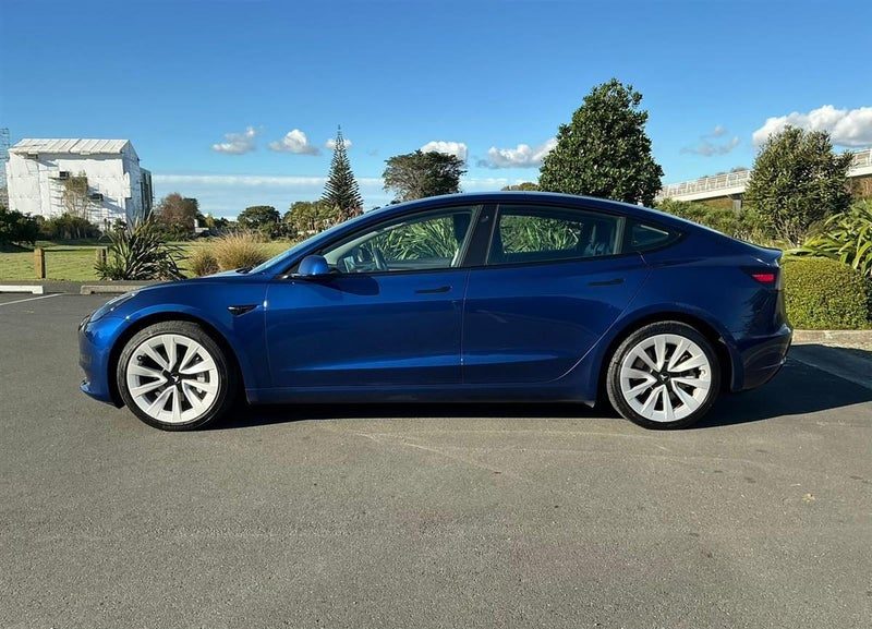 2021 Tesla Model 3 Long Range AWD, photo 2