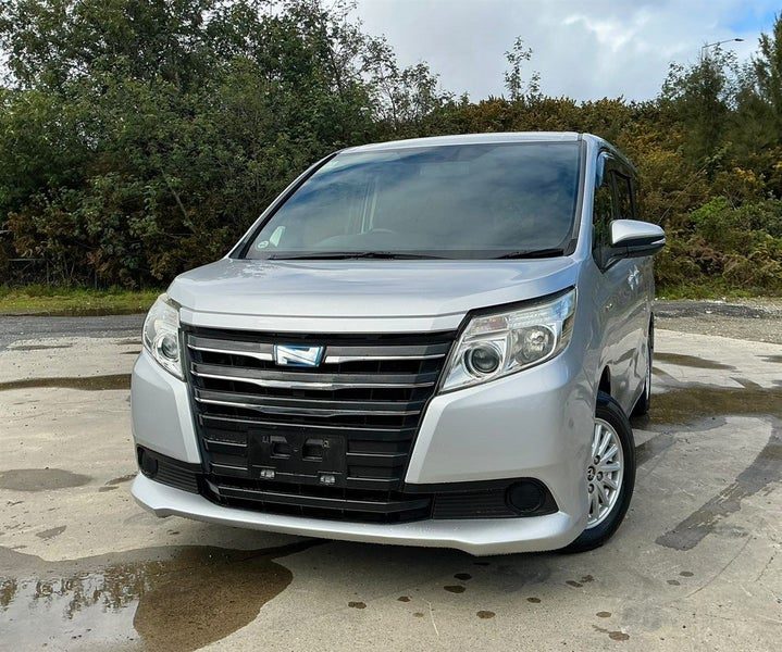 2014 Toyota Noah