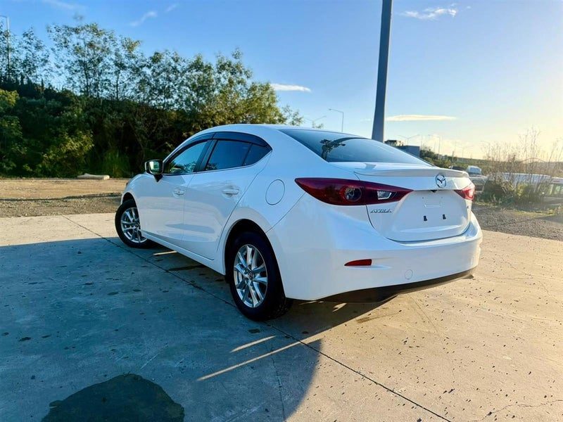 2015 Mazda Axela S, photo 3