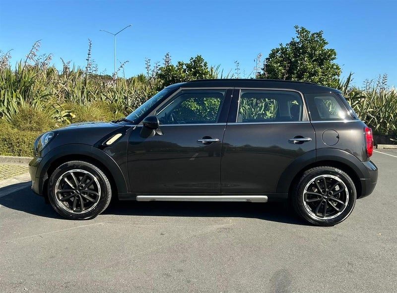 2016 MINI Cooper MINI COOPER D CROSSOVER, LOW KMS, photo 2
