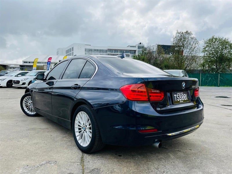 2013 BMW 320D Luxury, photo 3