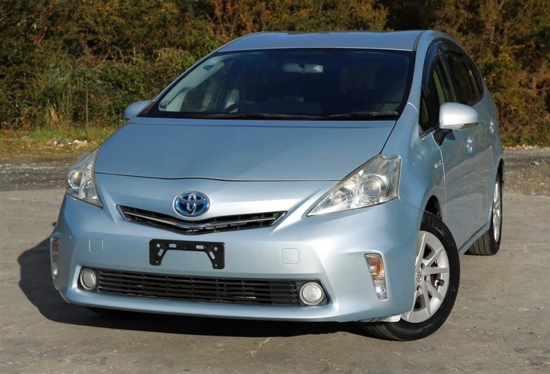 2014 Toyota Prius Alpha