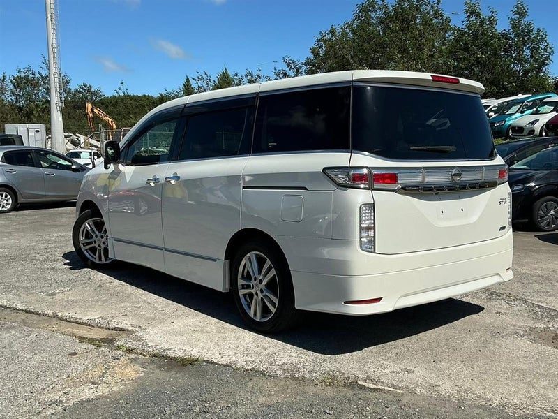 2013 Nissan Elgrand ELGRAND 250 Highway Star - 4WD, photo 3