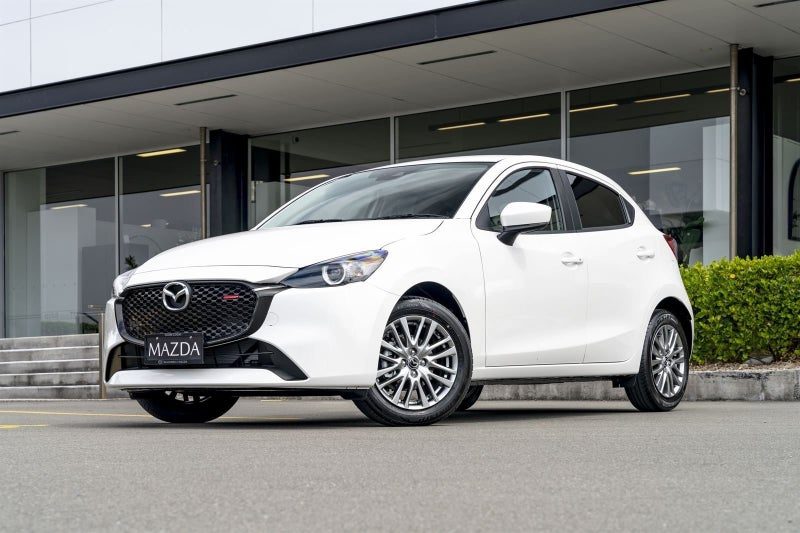 2026 Mazda 2 Ltd 1.5P/6At, photo 2