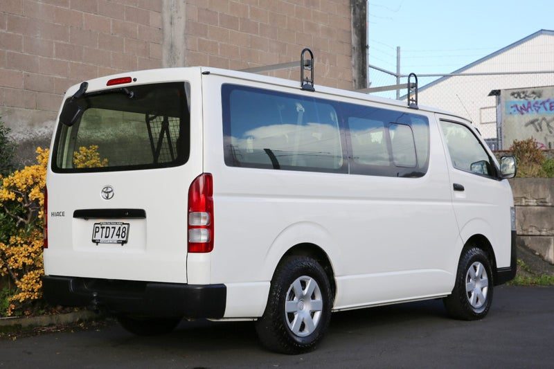 2018 Toyota Hiace RegiusAce 2.8D 4WD *9 Seater*, photo 3