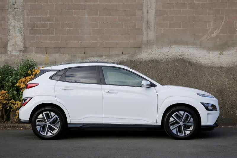 2022 Hyundai Kona Electric 39.2kWh *NZ NEW*, photo 2