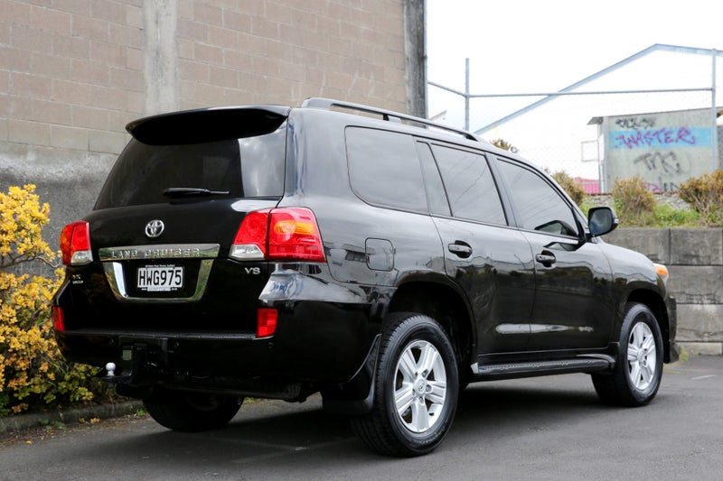 2013 Toyota Land Cruiser VX Limited, photo 3