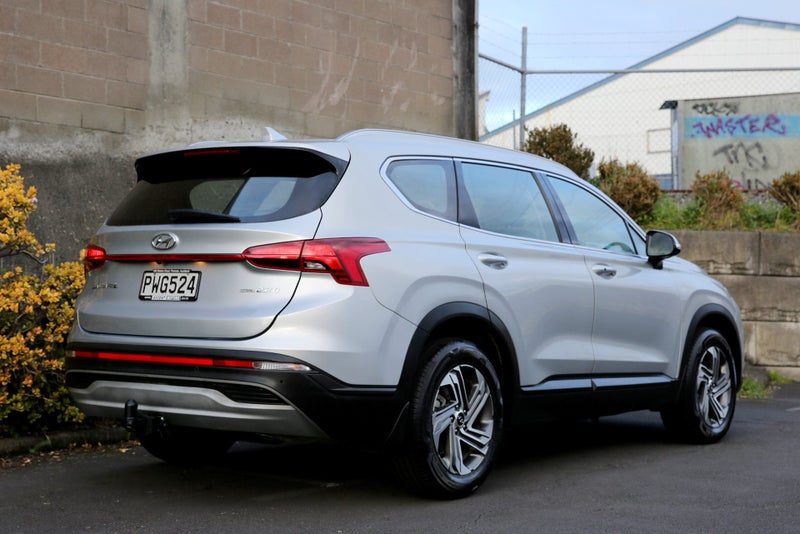 2023 Hyundai Santa Fe 2.2D 4WD 7 Seats *NZ NEW*, photo 3
