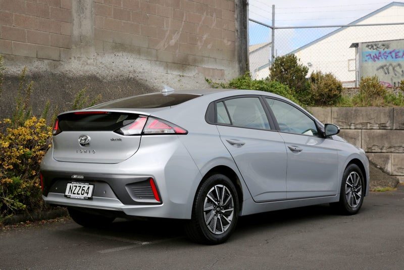 2022 Hyundai IONIQ Electric 100kW *NZ NEW*, photo 3