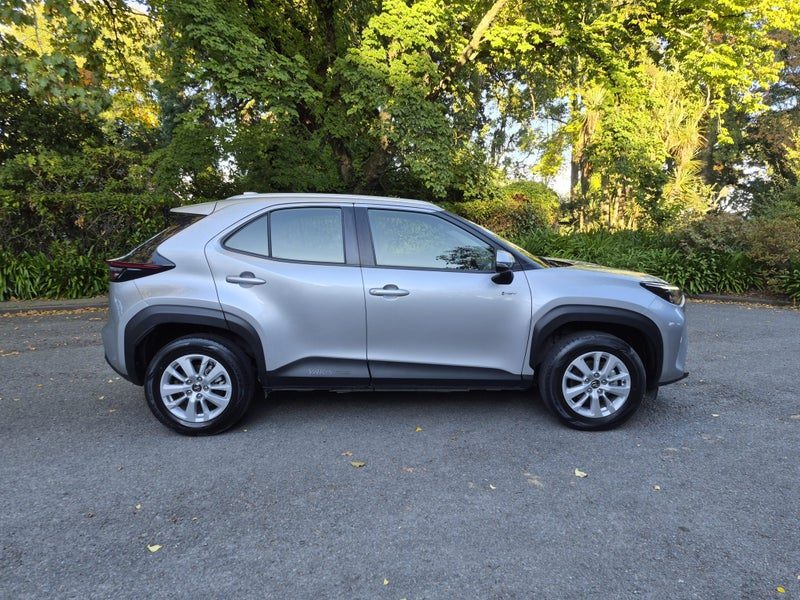 2024 Toyota Yaris Cross GX, photo 2