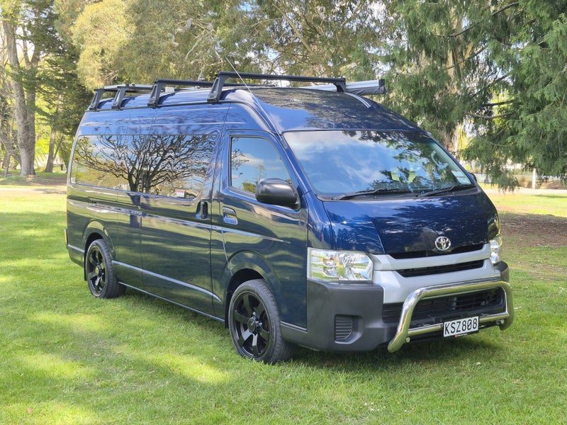 2017 Toyota Hiace ZX