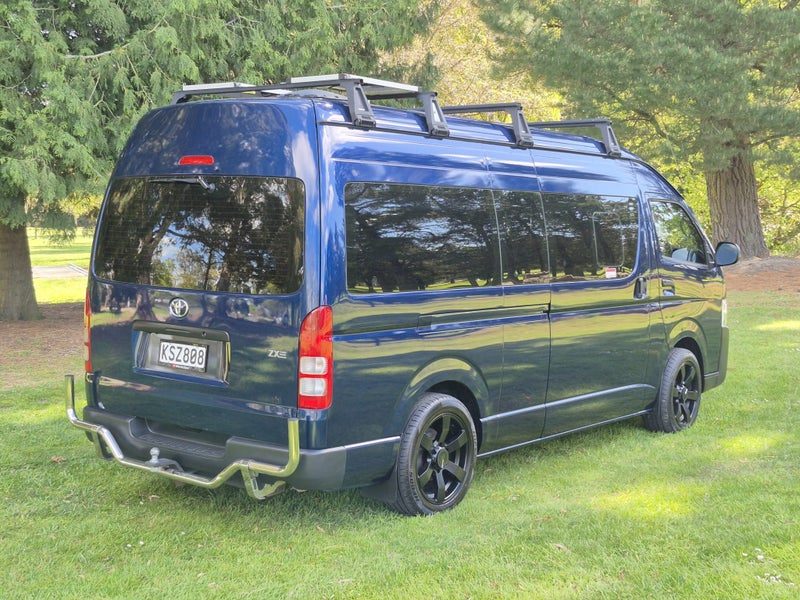2017 Toyota Hiace ZX, photo 3