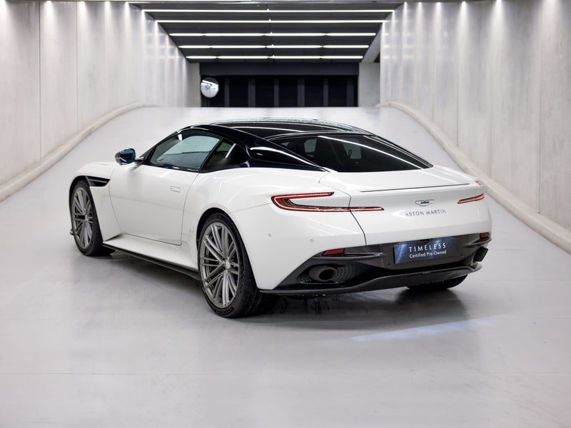 2024 Aston Martin DB12 Coupe, photo 2