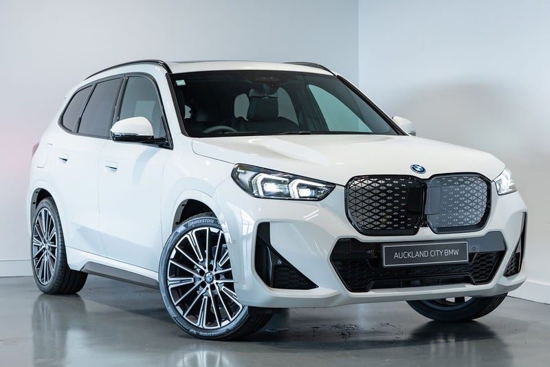 2026 BMW iX1 xDrive 30