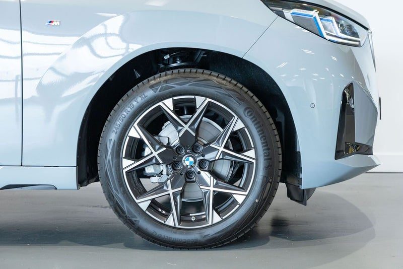 2026 BMW X3 20 xDrive, photo 2