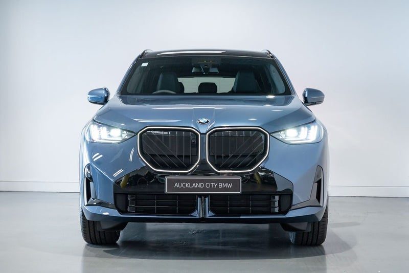 2026 BMW X3 20 xDrive, photo 2
