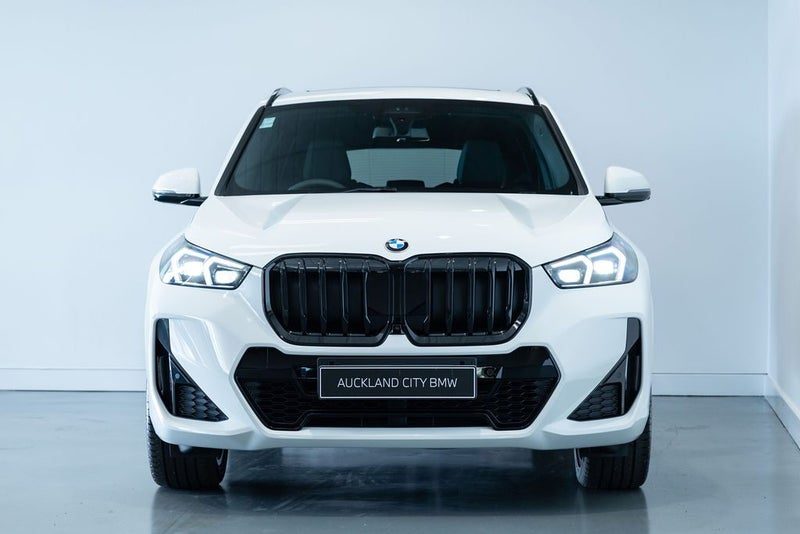 2026 BMW X1 X1 sDrive18i, photo 2