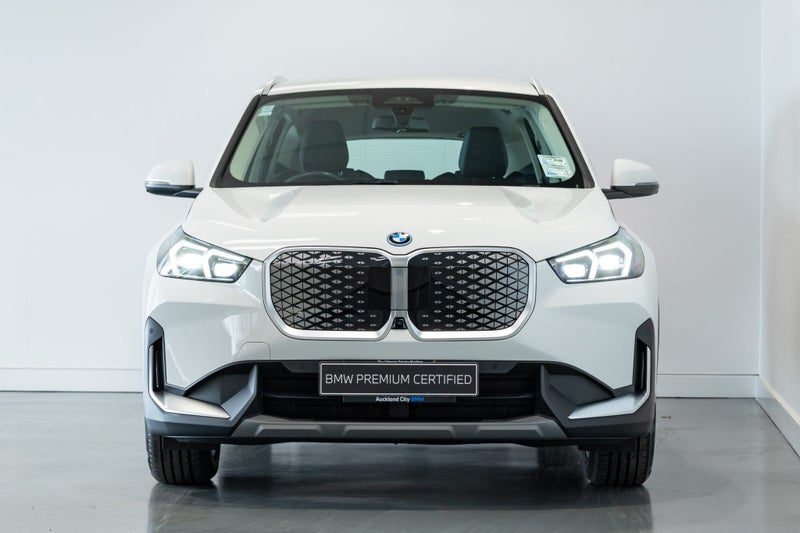 2024 BMW iX1 eDrive20, photo 3