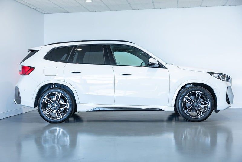 2026 BMW X1 X1 sDrive 18i, photo 2
