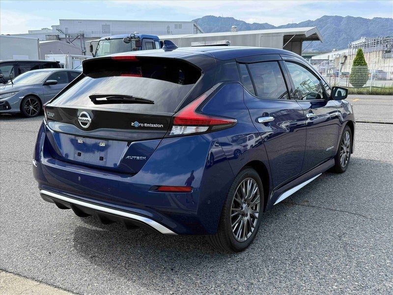 2021 Nissan Leaf AUTECH (40kWh), photo 2