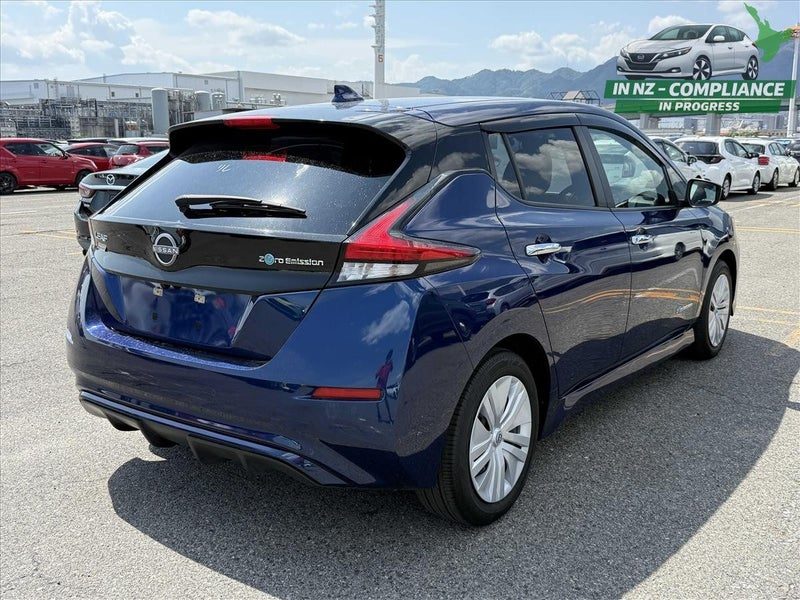 2022 Nissan Leaf S (40kWh), photo 2