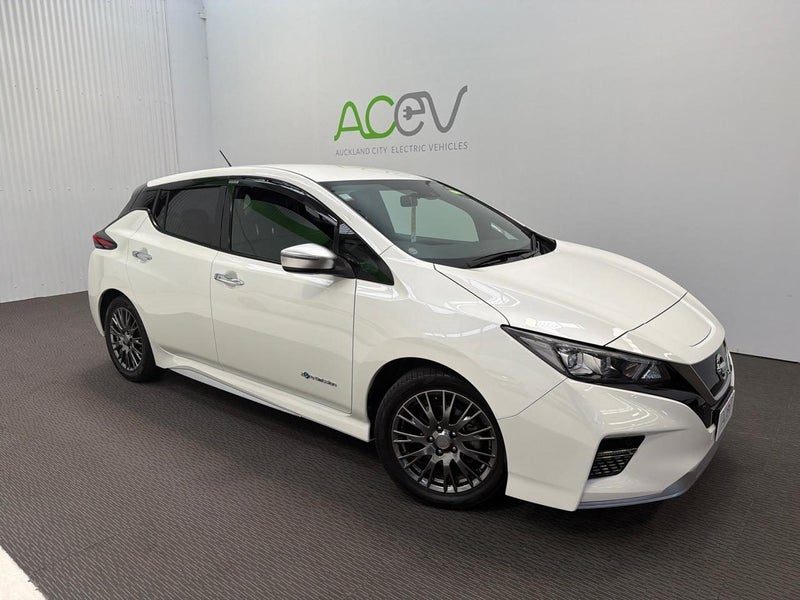 2019 Nissan Leaf AUTECH (40kWh), photo 2