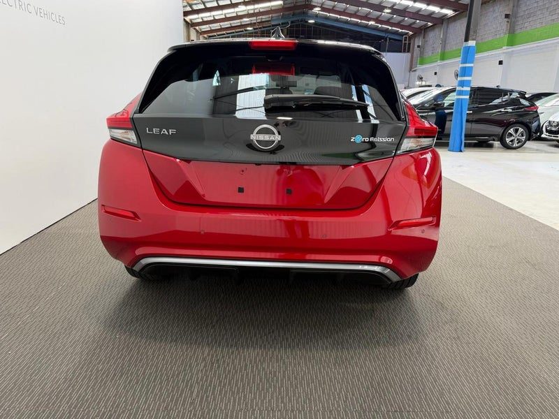 2023 Nissan Leaf X V Selection (40kWh), photo 3