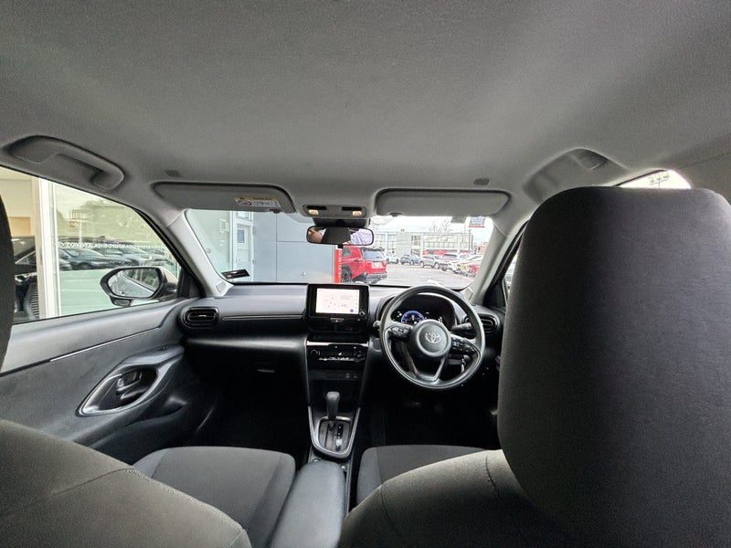 2024 Toyota Yaris Cross GX, photo 2
