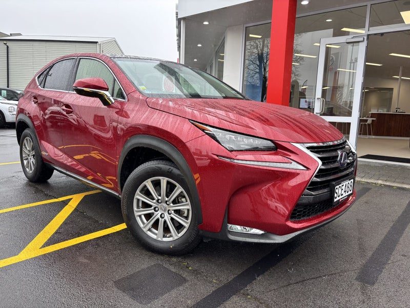 2015 Lexus NX 300h I PACKAGE, LUXURY SUV
