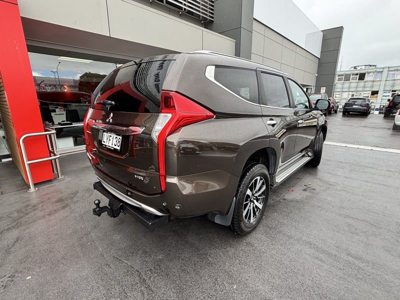 2019 Mitsubishi Pajero Sport VRX 7 Seater, photo 3